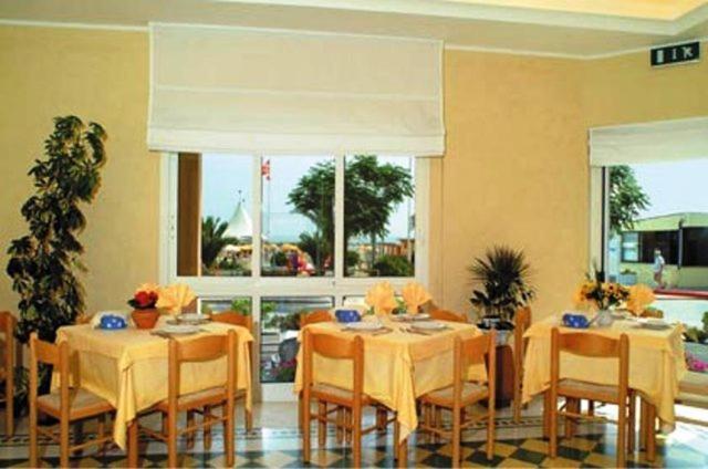Albergo Villa Mauri Rimini Exteriör bild