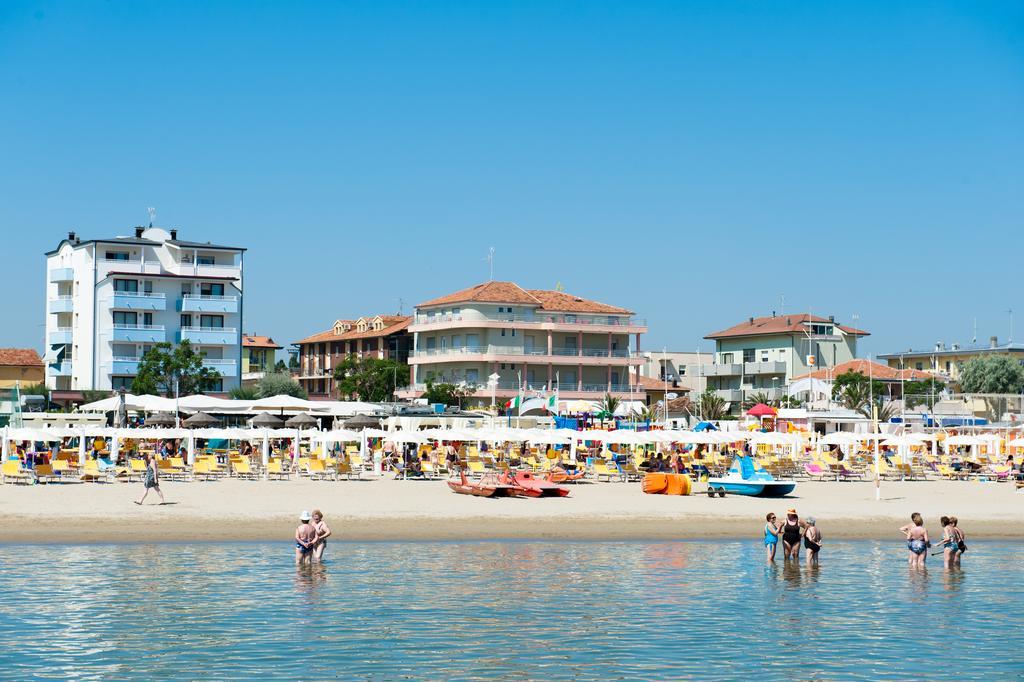 Albergo Villa Mauri Rimini Exteriör bild
