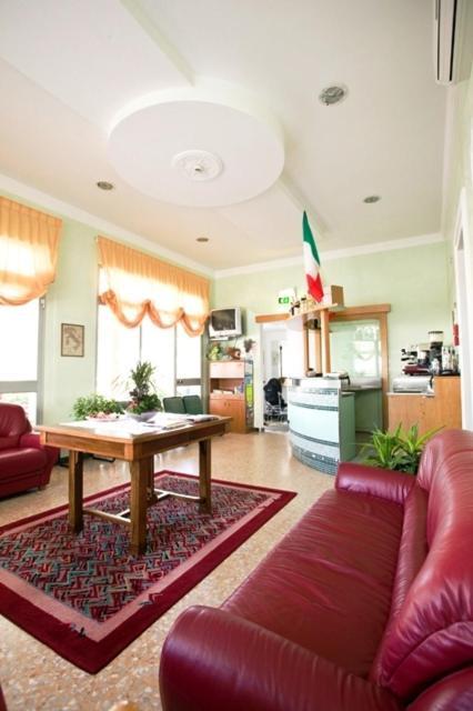 Albergo Villa Mauri Rimini Exteriör bild