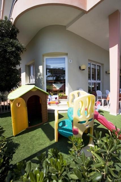 Albergo Villa Mauri Rimini Exteriör bild