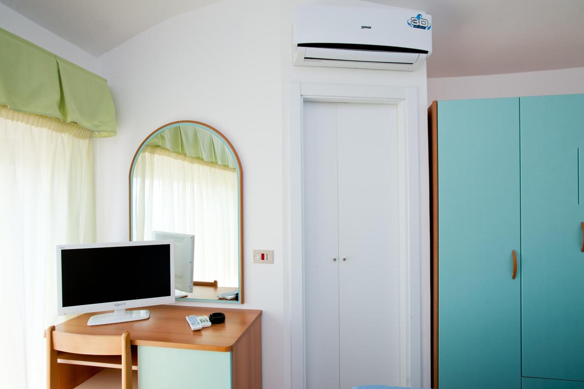 Albergo Villa Mauri Rimini Exteriör bild