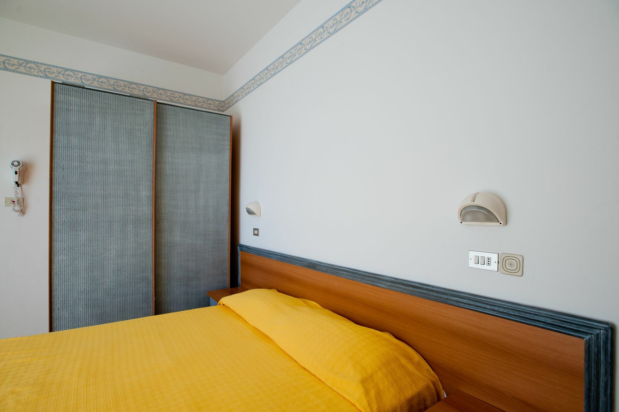 Albergo Villa Mauri Rimini Exteriör bild